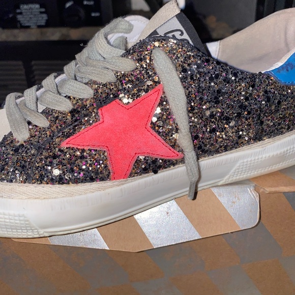 COPY - AUTHENTIC GOLDEN GOOSE (COMES WITH BOX) - Picture 7 of 9